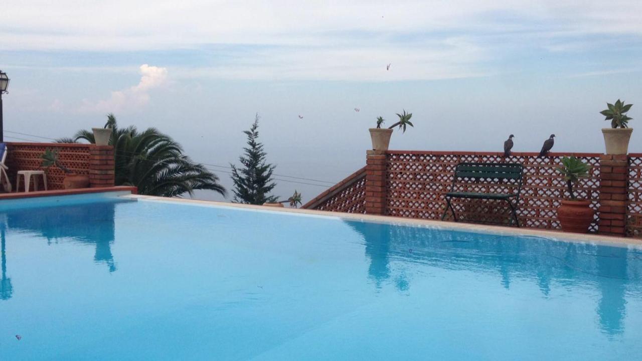 Luxury Suite Terrazze E Vista Mare Taormina Exterior foto